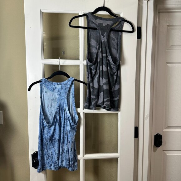 OLD NAVY ACTIVE Set of 2 Ribbed Halter Back Tank Tops Size Large Blue & Grey - Picture 8 of 13